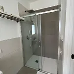 Poolside Bed & Breakfast 4*