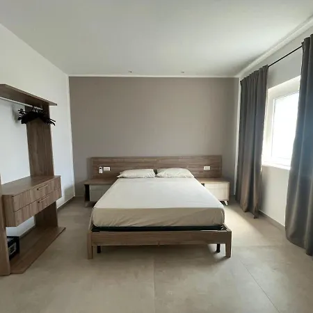 Bed & Breakfast Poolside Irsina